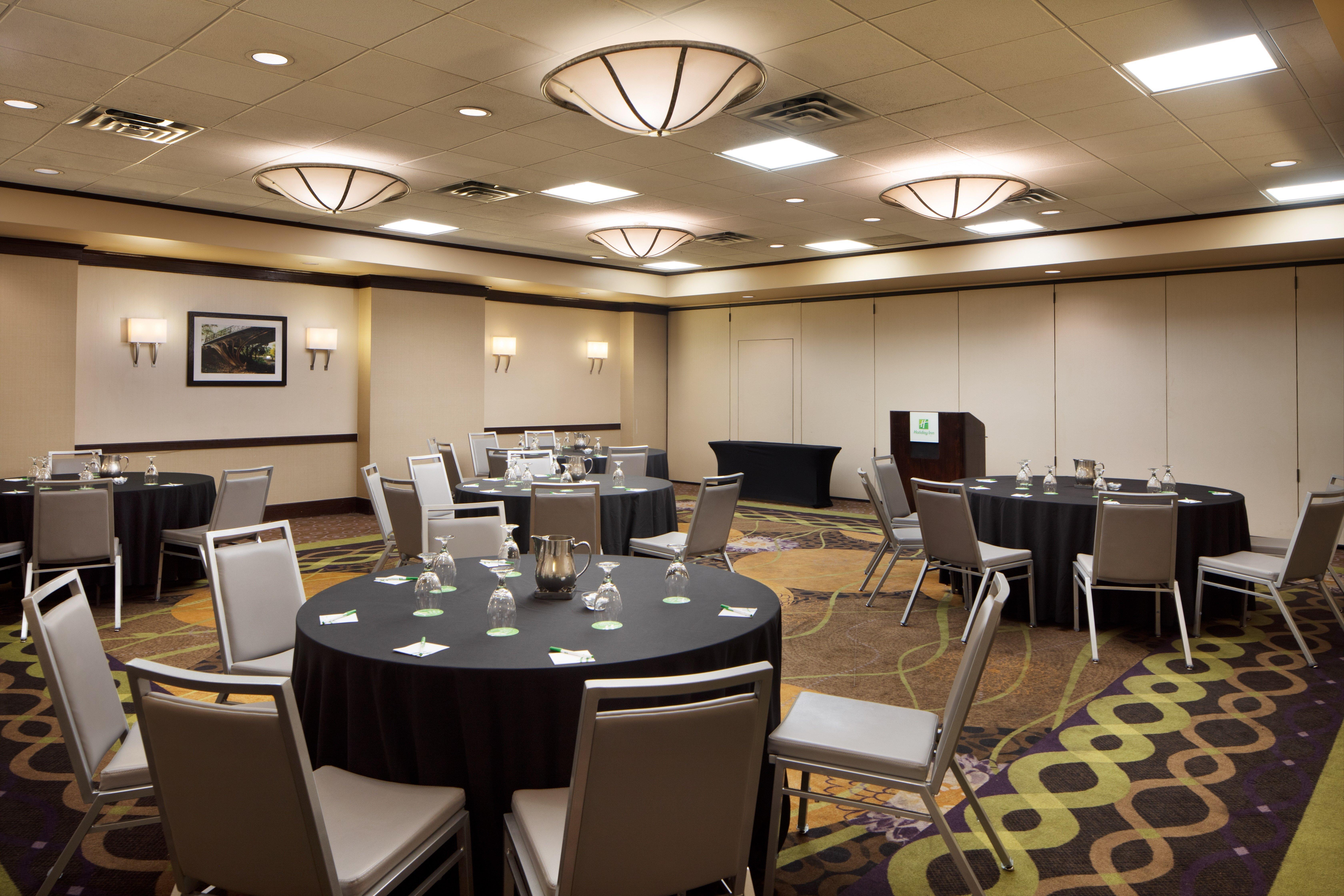 Holiday Inn Clark - Newark By Ihg Екстериор снимка