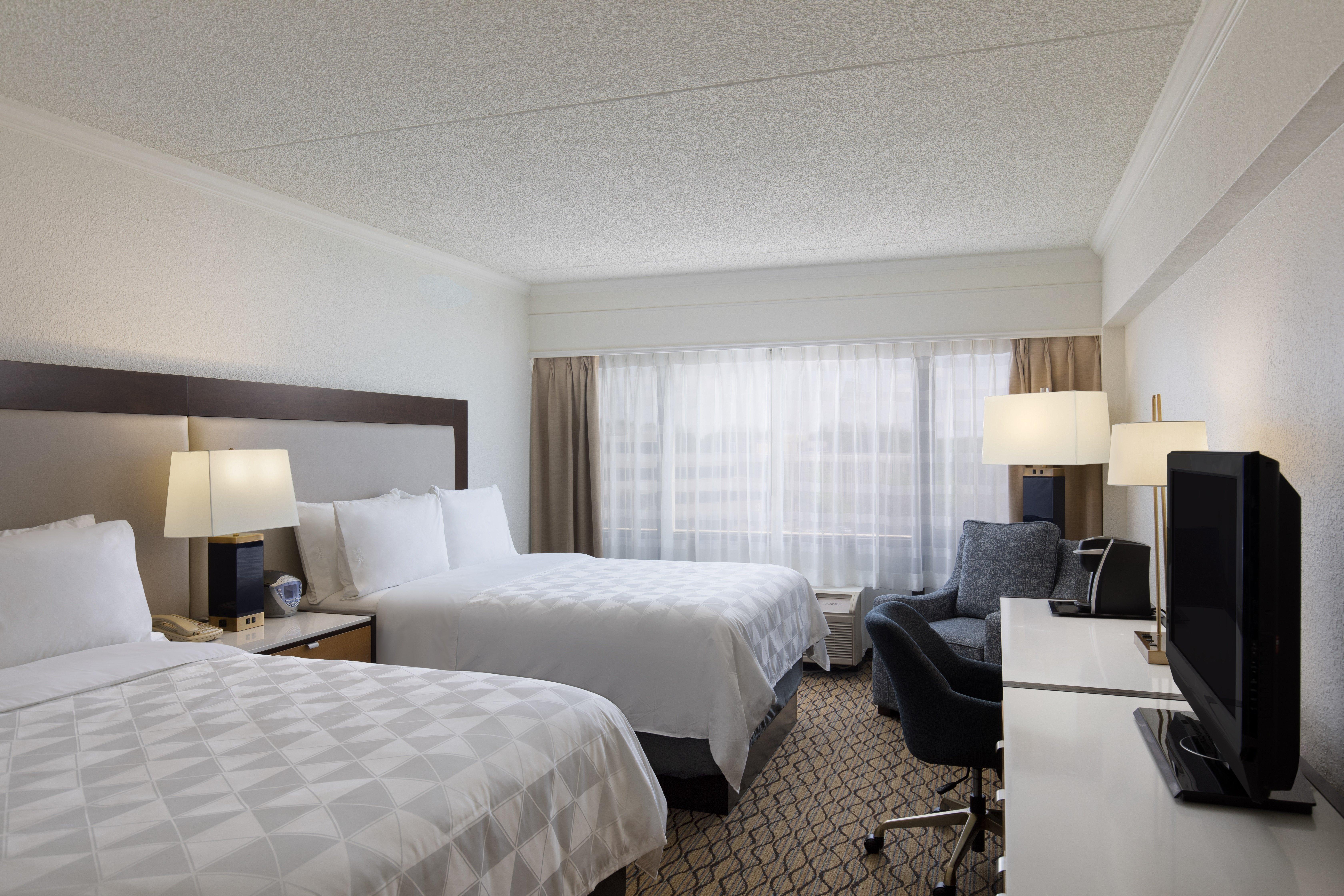Holiday Inn Clark - Newark By Ihg Екстериор снимка