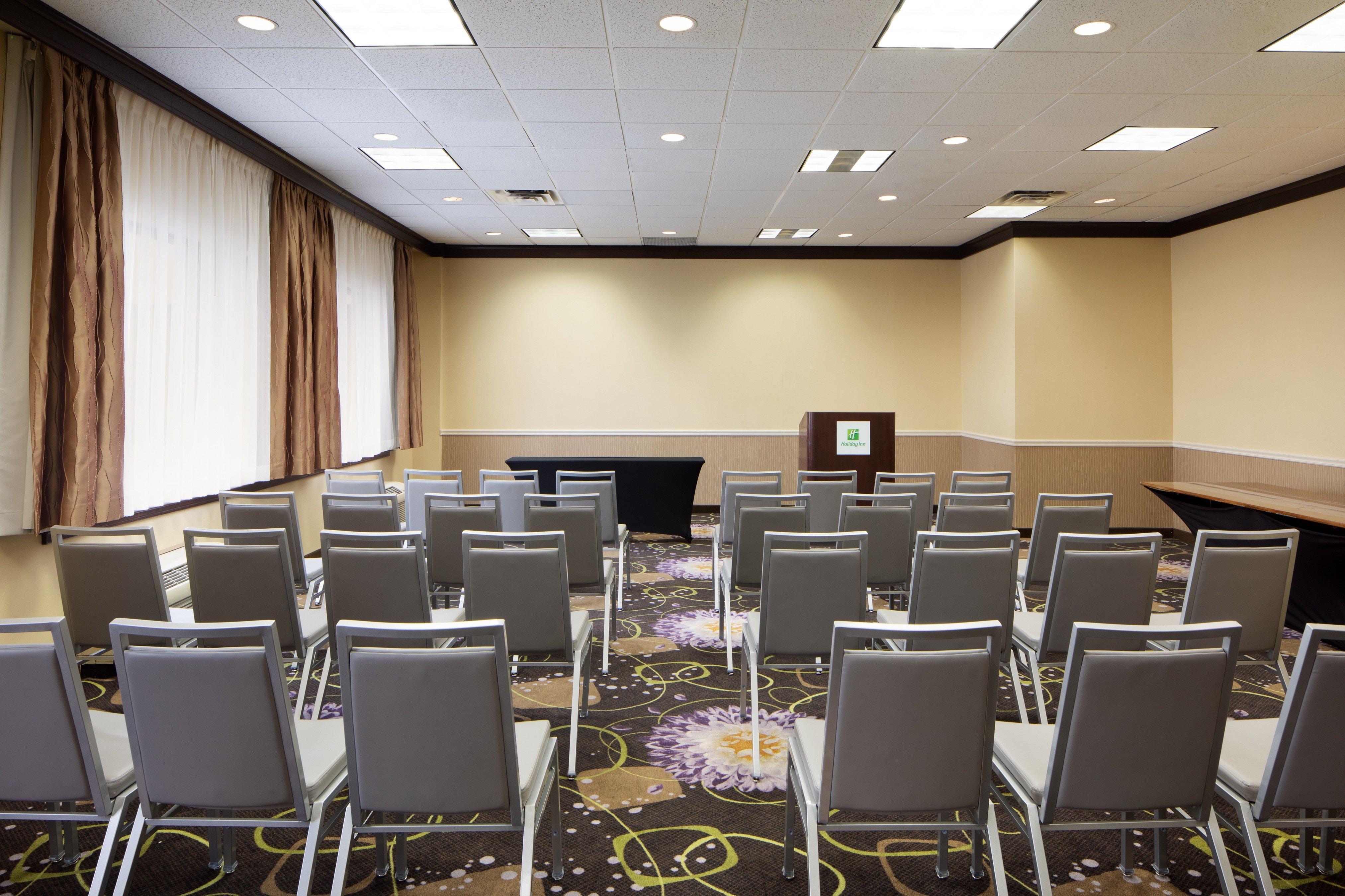 Holiday Inn Clark - Newark By Ihg Екстериор снимка